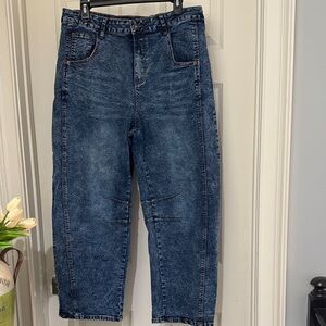 Acid washed Denim Barrel Jeans